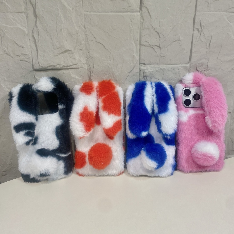 Phone Cases Iphone 17 Pro - Urocze futrzane etui na telefon z
