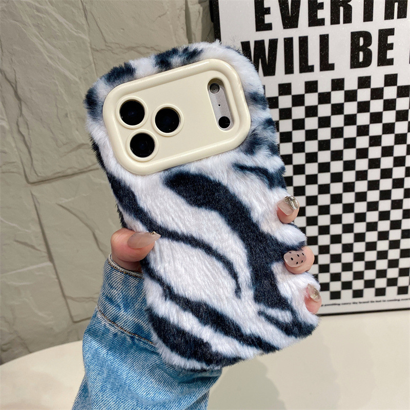 Luksusowe etui na telefon z wz – Phone Cases Iphone 17 Pro recenzja i cena