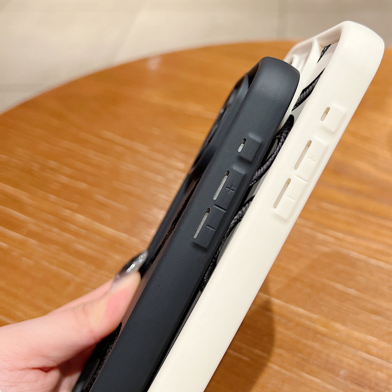 Czarny futerał na telefon z na – Phone Cases Iphone 17 Pro recenzja i cena