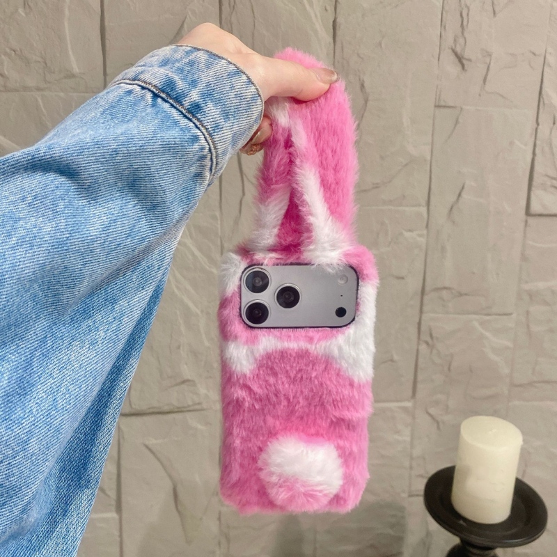 Urocze futrzane etui na telefo – Phone Cases Iphone 17 Pro recenzja i cena